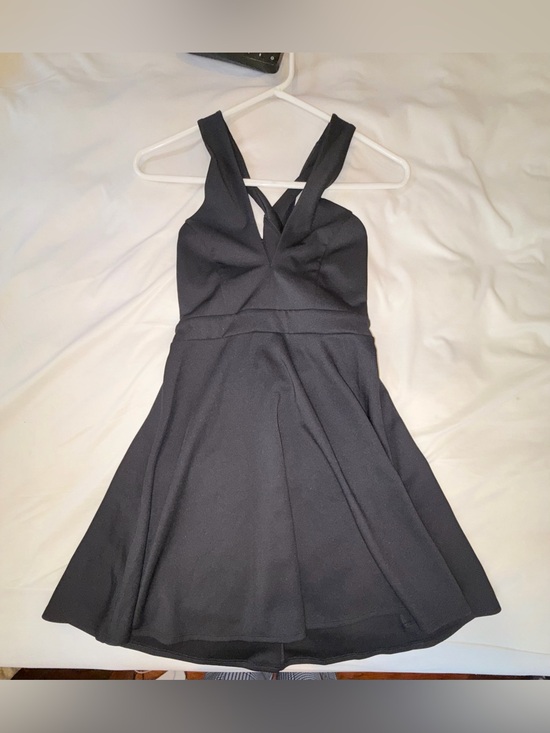 Forever 21 Dresses & Skirts - New with Tags Forever 21 Black Fit & Flare Mini Dress